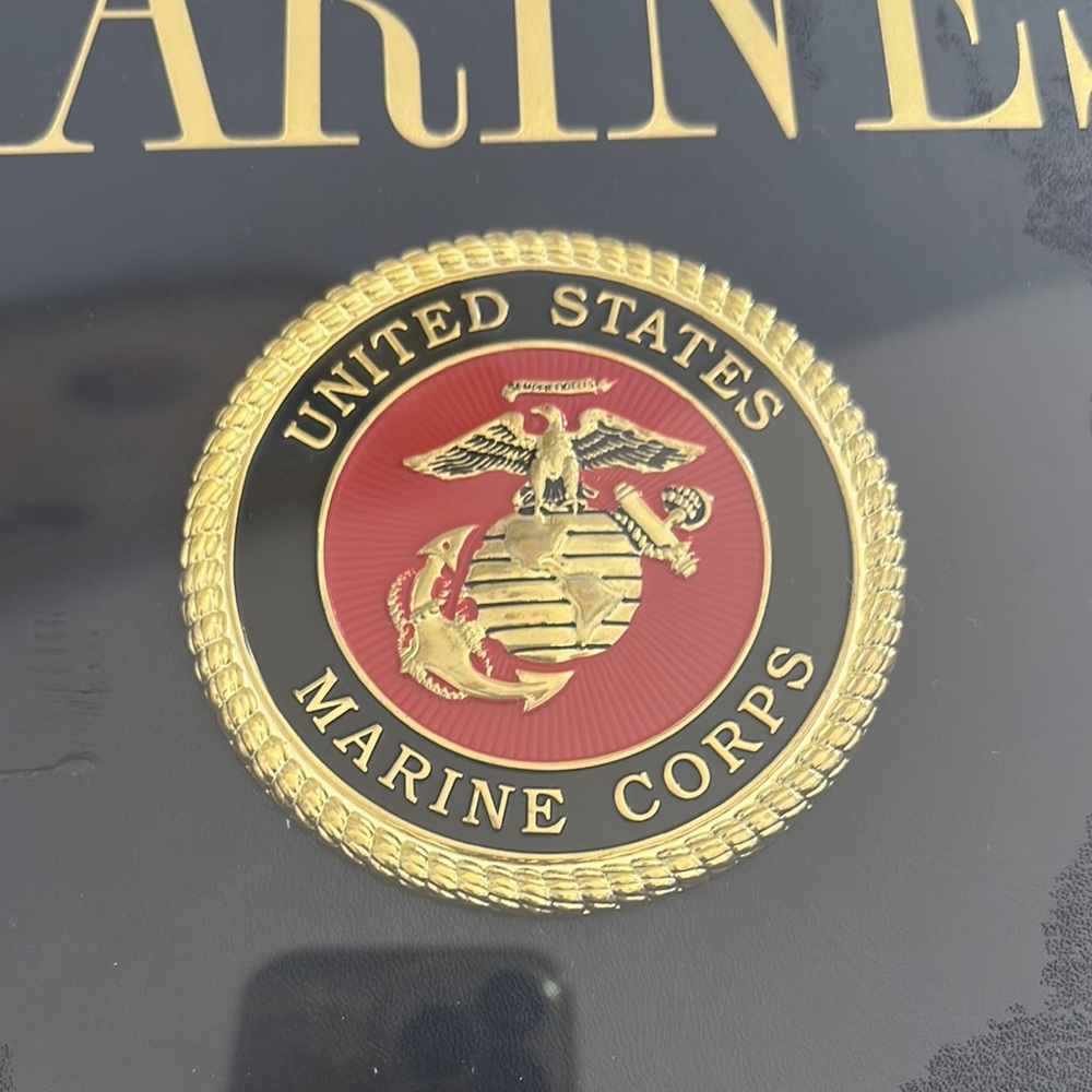 United States Marines die-cast Medallion Blue and Gold Leather Scrapbook - Picture 3 of 4